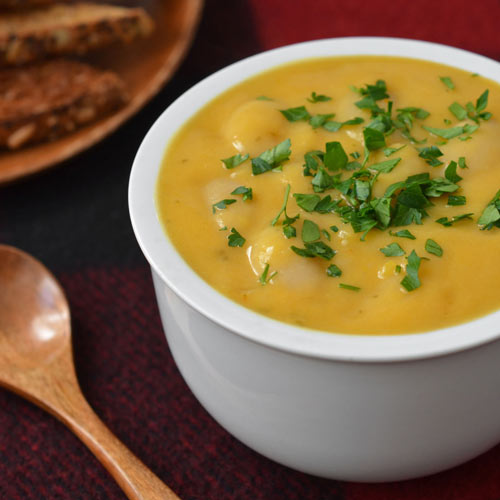 This thick, buttery, comforting soup melds a creamy yet dairy-free base with an unexpected sweet note that compliments the nuttiness of its beans
