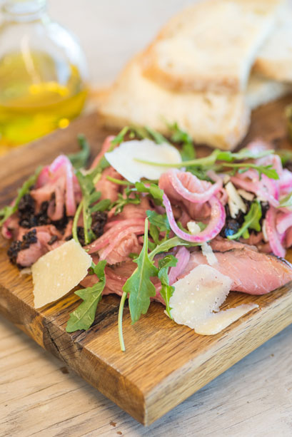 The delish, chic carpaccio may be fashionable in Paris, but you can put it together in no time
 
  