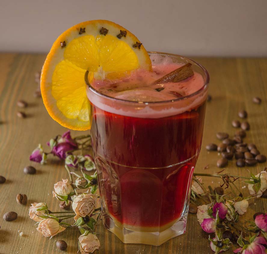 How to make seasonal, sippable mulled beverages at home --- with wine as the canvas and spices, the paint
  