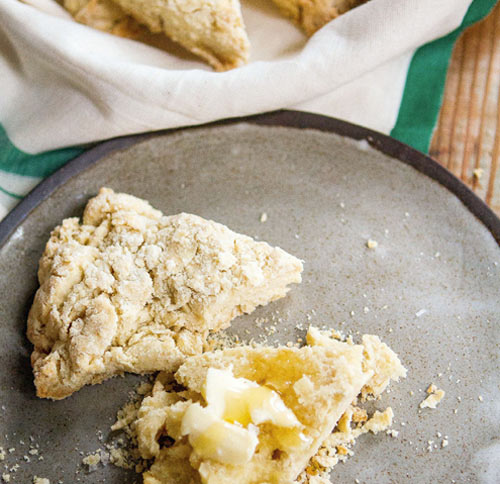 The best scones I ever had were in Ireland --- fluffy, dream-cloud and amazingly delicious (Simple recipe and techniques)
