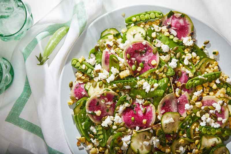  Peak summer corn doesn't need to be cooked. This bright, superb salad proves it
	
	