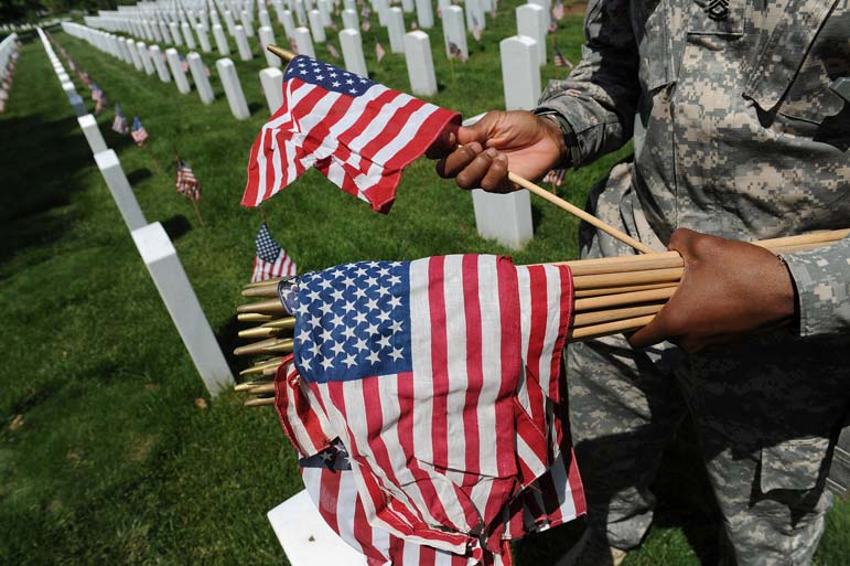What can't you take to Arlington National Cemetery on July 4? An American flag. SERIOUSLY


 
  